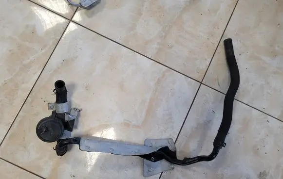 Audi A6 S6 C7 4G Engine coolant pipe/hose 06E121044AB