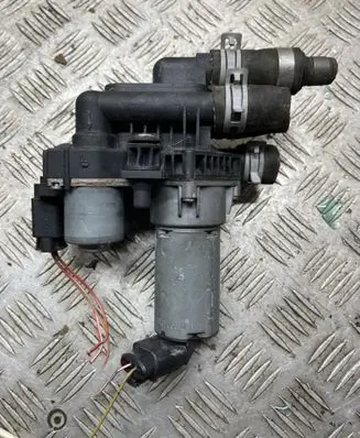 Mercedes-Benz S W220 Electric auxiliary coolant/water pump 1147412 2208300084
