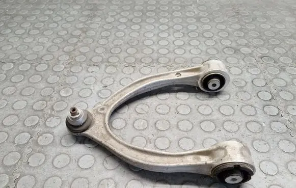 Mercedes-Benz C W205 Front lower control arm/wishbone
