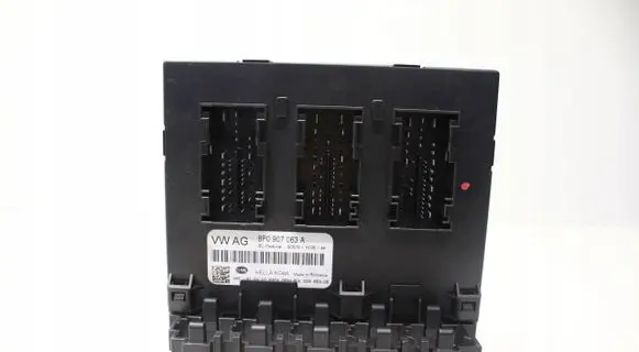Audi A3 S3 8P Central body control module 