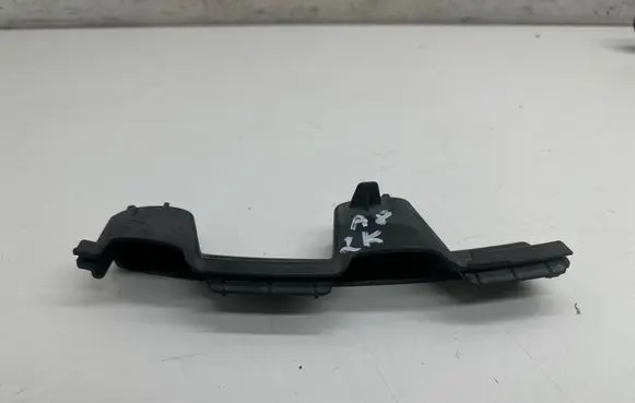 Audi A8 S8 D4 4H Rear bumper mounting bracket 4H0807365
