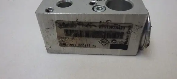Renault Megane IV Air conditioning (A/C) expansion valve T67622A