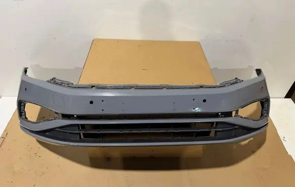 Volkswagen PASSAT B8 Front bumper 3G0805903J