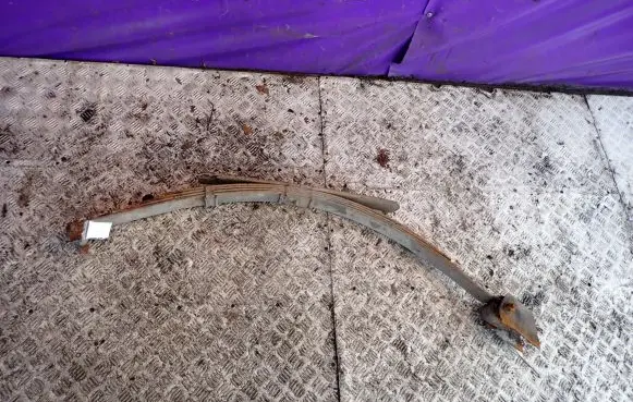 Chrysler Grand Voyager II Rear leaf spring 