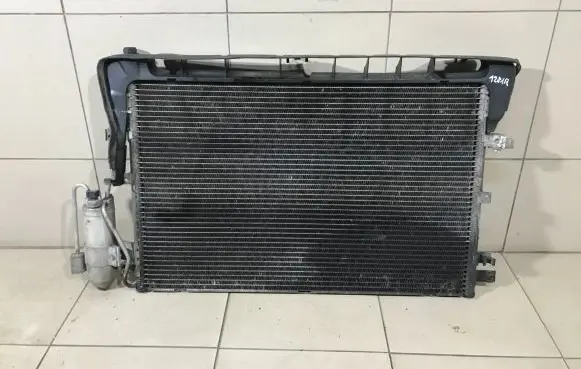 Volvo XC90 A/C cooling radiator (condenser) 30665562