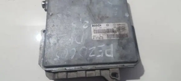 Peugeot 605 Engine control unit/module 0281001212 9615766180