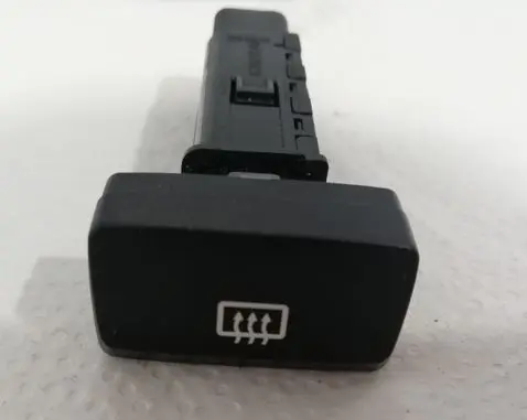 KIA Cerato Windscreen/window heater switch 202002962 621W0501