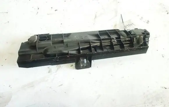 BMW 1 E81 E87 Radiator mount bracket 173075262