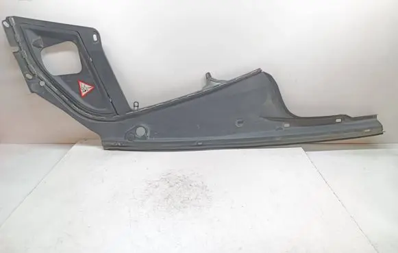 BMW 5 F10 F11 Wiper trim 7019803