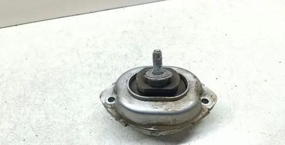 BMW X3 E83 Engine mount bracket 3400341 22113400341