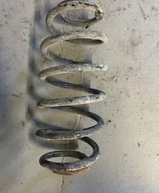 Toyota Yaris Verso Rear coil spring