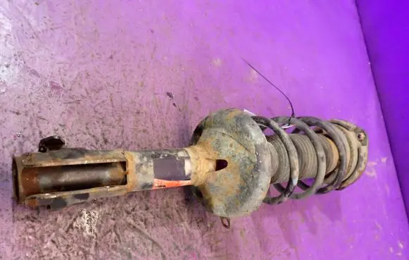 Volkswagen Polo III 6N 6N2 6NF Front shock absorber with coil spring