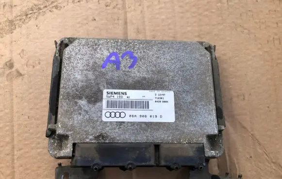 Audi A3 S3 8L Engine control unit/module 06A906019D