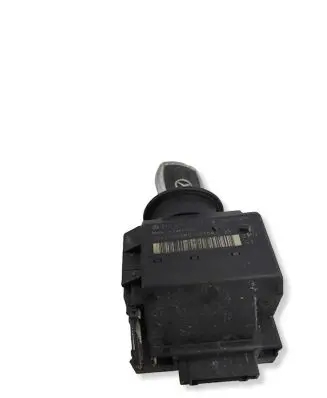 Mercedes-Benz E W211 Ignition lock 33002205 2115451008 2002503980206166