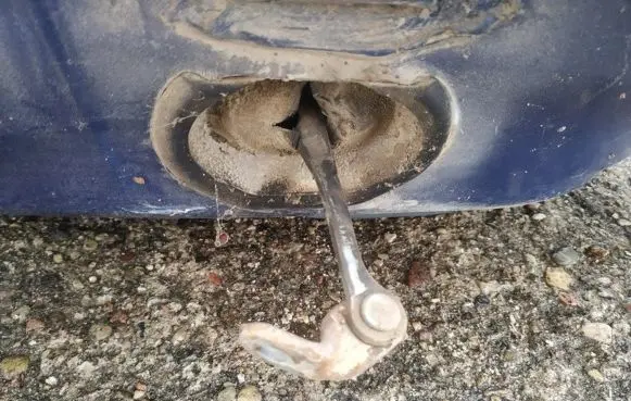 Renault Scenic I Rear door check strap stopper
