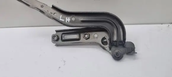 Chrysler Pacifica Engine bonnet/hood hinges