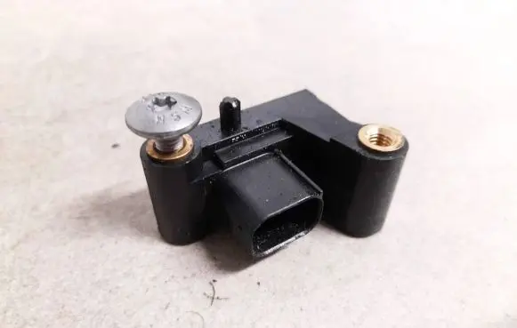 BMW 5 E60 E61 Airbag deployment crash/impact sensor 6977398 6577001366