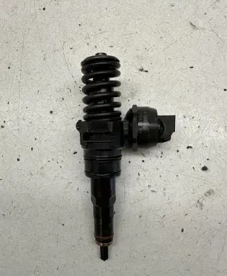 Ford Galaxy Fuel injector 038130073AK 0414720038