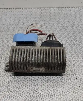 Renault Scenic III - Grand scenic III Glow plug pre-heat relay 8200558438A