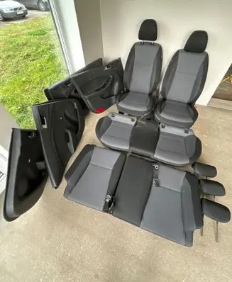 Hyundai i20 Active Seat set 88161C8050PGJ
