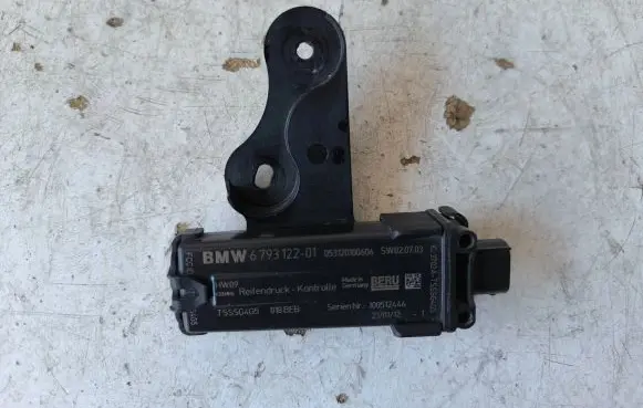 BMW 3 E92 E93 Tire pressure control unit 6793122 053120100606 TSSSG4G5