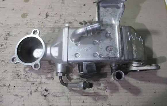 Alfa Romeo Stelvio EGR valve cooler 55277009