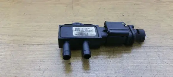 Peugeot 5008 Exhaust gas pressure sensor 9662143180