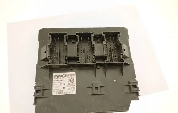 Volkswagen Caddy Comfort/convenience module 5K0937087AG A2C94619700
