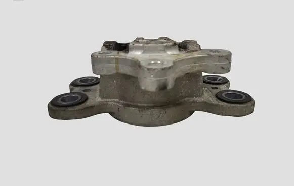 Volvo S60 Engine mount bracket 31262710