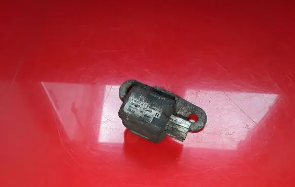 Suzuki Grand Vitara II Airbag deployment crash/impact sensor 3893065J00 W002T04172
