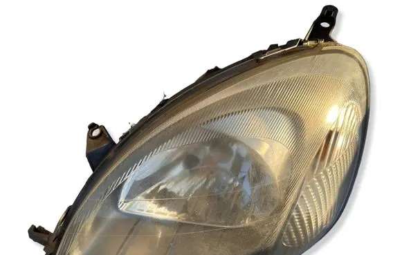 Toyota Yaris Headlight/headlamp 21211F7L