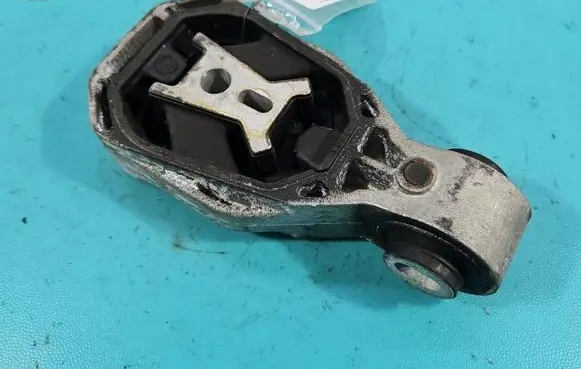 Mercedes-Benz A W177 AMG Gearbox mounting bracket A2472400400 IMPRK1565179