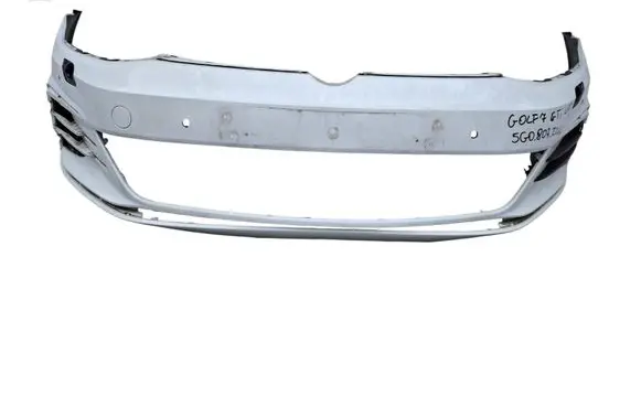 Volkswagen Golf VII Front bumper 5G0807221L