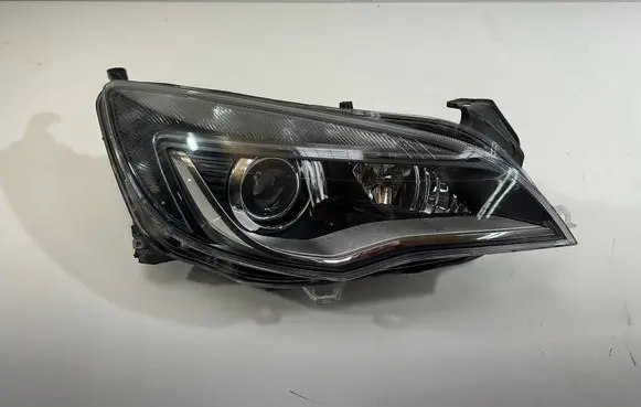 Opel Astra J Headlight/headlamp 1ZT01001202