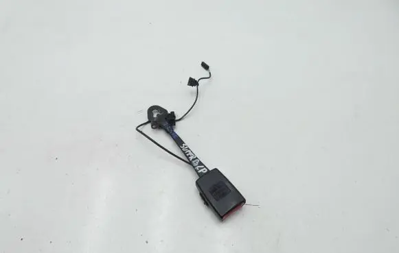 Skoda Superb B6 (3T) Front seatbelt buckle 3T0858471 20112014