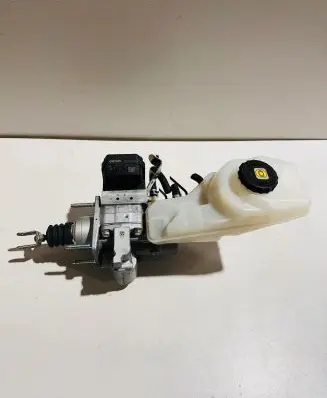 Lexus UX Master brake cylinder 4721076220