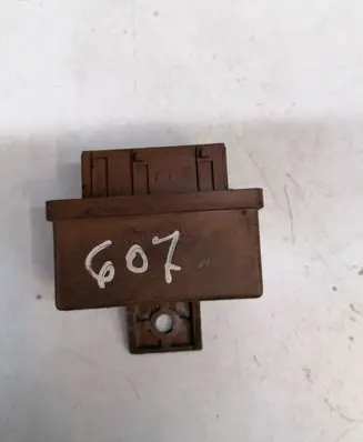Peugeot 607 Fuel injection pump control unit/module 240109