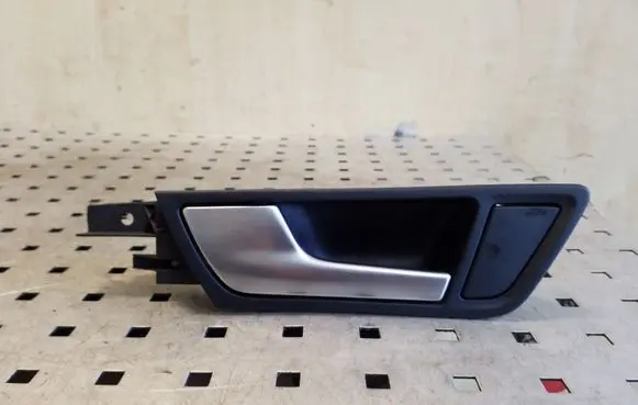 Audi Q5 SQ5 Rear door interior handle 8R0839019