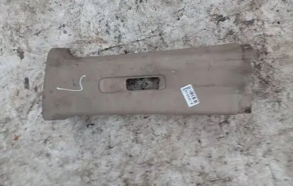 Nissan X-Trail T30 (B) pillar trim (top) h6105332400