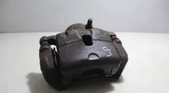 Hyundai i30 Front brake caliper