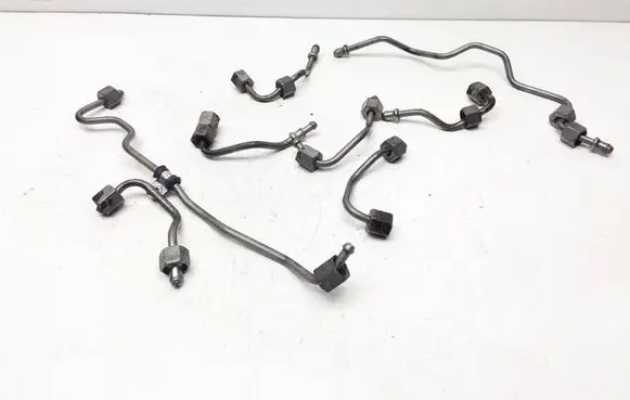 Mercedes-Benz E W212 Fuel injector supply line/pipe 