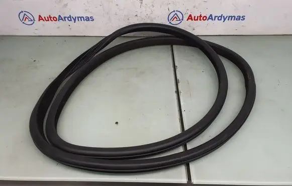 BMW 5 F10 F11 Front door rubber seal 7182269 51767182269