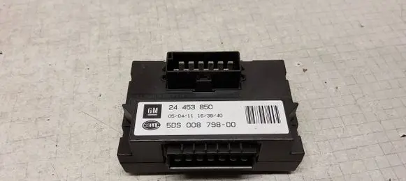 Opel Zafira B Tow bar trailer control unit/module 24453850 5DS00879800