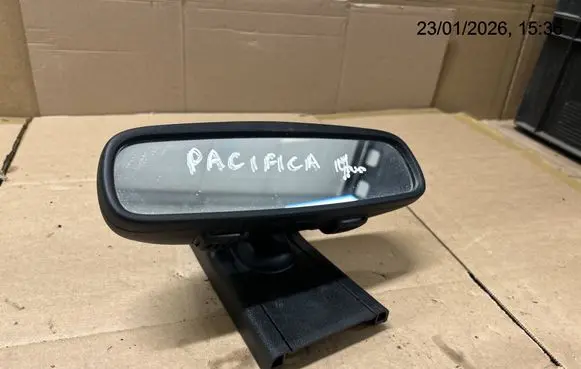 Chrysler Pacifica Rear view mirror (interior) 