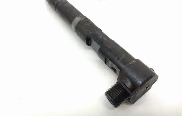 Mercedes-Benz E W212 Fuel injector A6510700587
