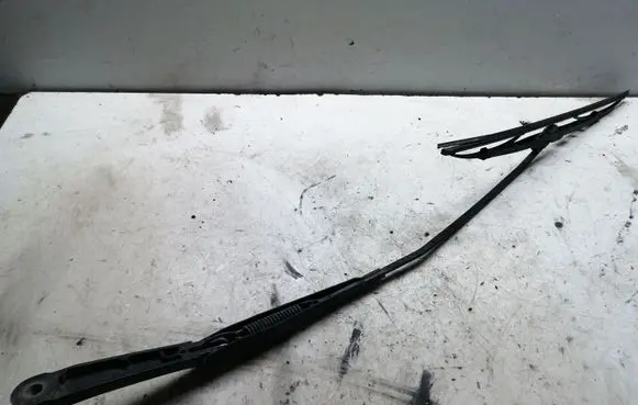 Seat Ibiza III (6L) Front wiper blade arm 6L1955410C