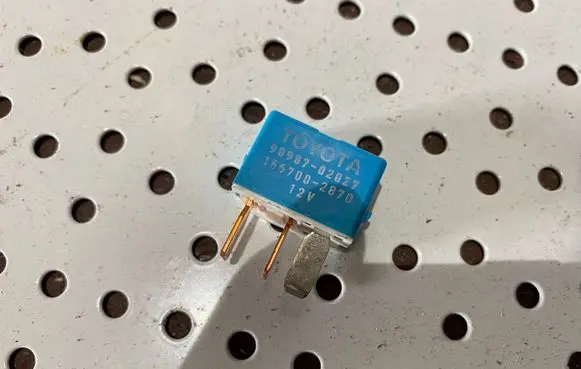 Lexus IS 220D-250-350 Other relay 9098702027