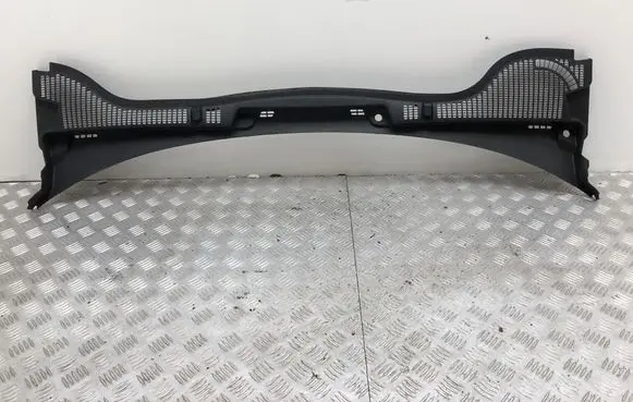 Skoda Octavia Mk2 (1Z) Wiper trim 1Z1819415F