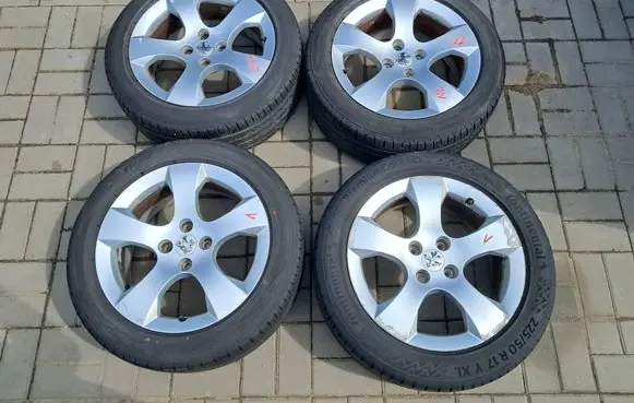 Peugeot 3008 I R17 alloy rim 9684883880 9673738680
