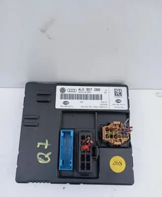 Audi Q7 4L Comfort/convenience module 4L0907289 5DK00876272 4L0910289C